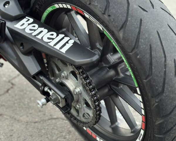 Черный Геон Benelli TNT300, объемом двигателя 0.3 л и пробегом 19 тыс. км за 3200 $, фото 23 на Automoto.ua