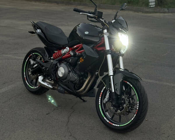 Черный Геон Benelli TNT300, объемом двигателя 0.3 л и пробегом 19 тыс. км за 3200 $, фото 18 на Automoto.ua