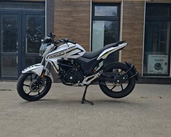 Белый Геон CR6 S, объемом двигателя 0.25 л и пробегом 4 тыс. км за 1500 $, фото 1 на Automoto.ua
