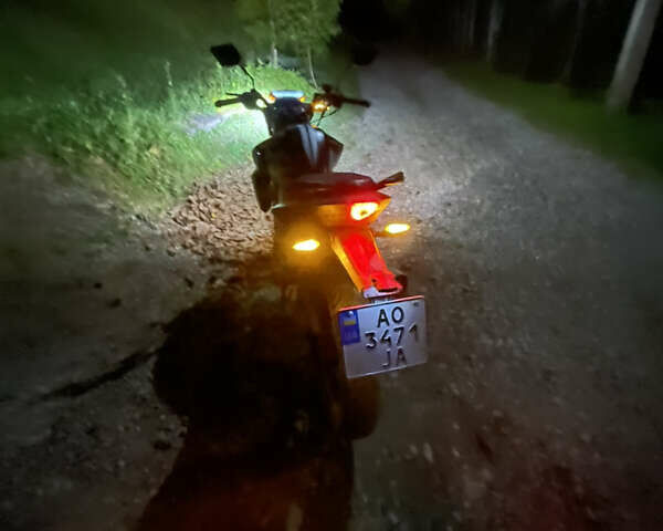 Геон CR6 S, объемом двигателя 0.23 л и пробегом 10 тыс. км за 1200 $, фото 1 на Automoto.ua