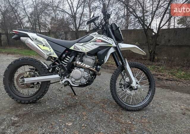 Белый Геон Dakar 250, объемом двигателя 0.25 л и пробегом 10 тыс. км за 1900 $, фото 1 на Automoto.ua