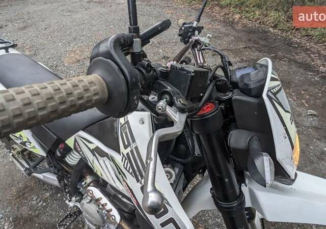 Белый Геон Dakar 250, объемом двигателя 0.25 л и пробегом 10 тыс. км за 1900 $, фото 13 на Automoto.ua