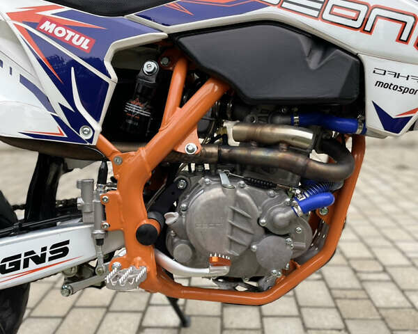 Белый Геон Dakar GNS 300, объемом двигателя 0.28 л и пробегом 3 тыс. км за 2650 $, фото 8 на Automoto.ua
