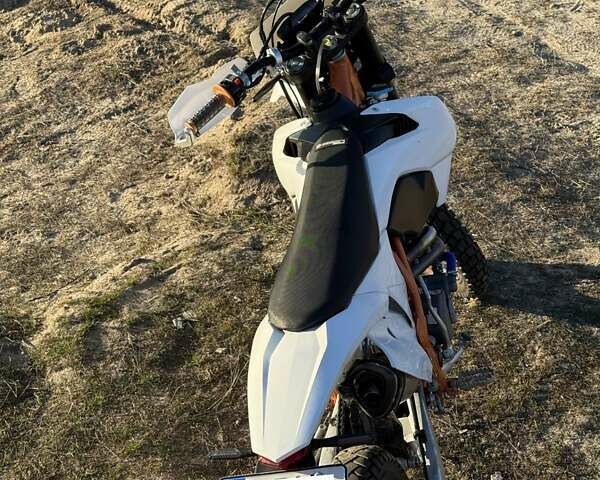 Білий Геон Dakar GNS 300, об'ємом двигуна 0.3 л та пробігом 4 тис. км за 2400 $, фото 3 на Automoto.ua