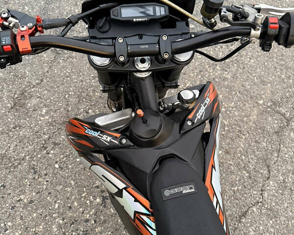 Геон Dakar GNS 300 2024 у Полонном на Automoto.ua Чорний Геон Dakar GNS 300, об'ємом двигуна 0.28 л та пробігом 12 тис. км за 2650 $, фото 11 на Automoto.ua