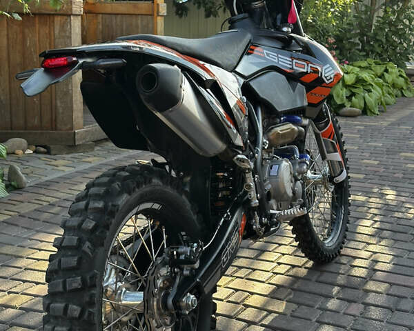 Черный Геон Dakar GNS 300, объемом двигателя 0.3 л и пробегом 1 тыс. км за 2650 $, фото 3 на Automoto.ua