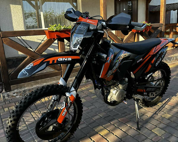 Черный Геон Dakar GNS 300, объемом двигателя 0.3 л и пробегом 1 тыс. км за 2650 $, фото 2 на Automoto.ua