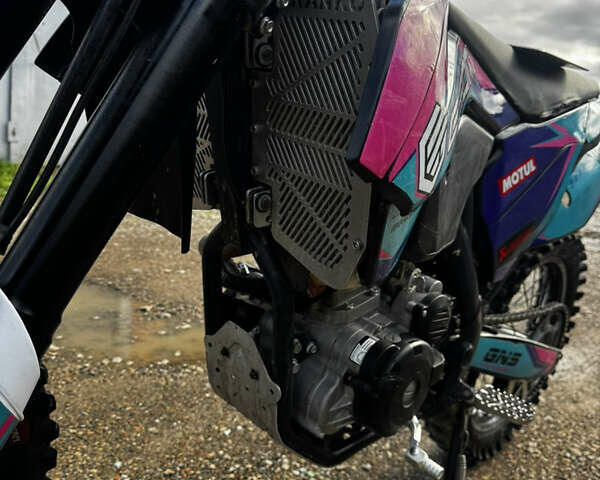 Черный Геон Dakar GNS 300, объемом двигателя 0.3 л и пробегом 2 тыс. км за 2400 $, фото 3 на Automoto.ua