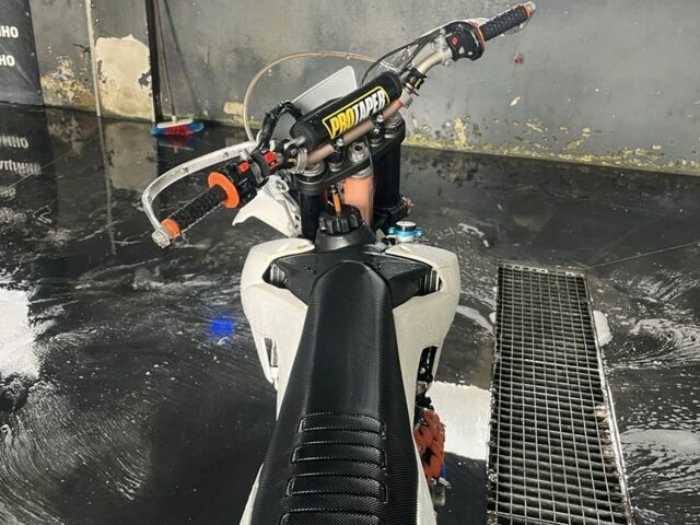 Геон Dakar GNS 300, объемом двигателя 0.3 л и пробегом 0 тыс. км за 1500 $, фото 7 на Automoto.ua