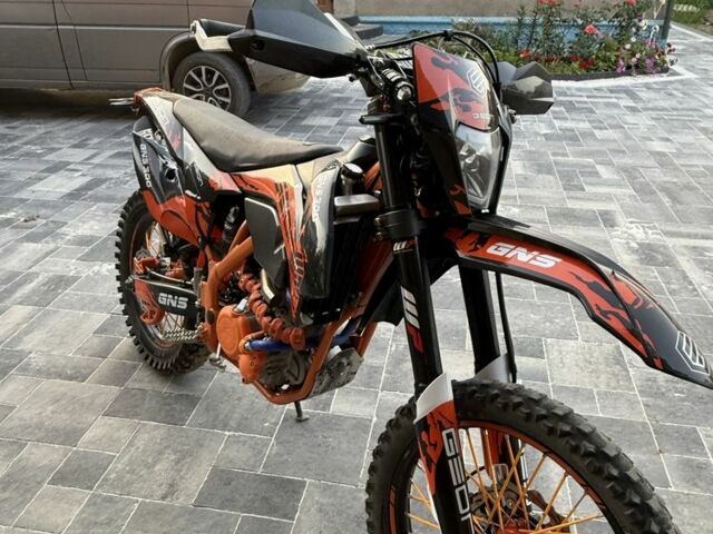 Геон Dakar GNS 300, об'ємом двигуна 0.3 л та пробігом 0 тис. км за 2000 $, фото 1 на Automoto.ua