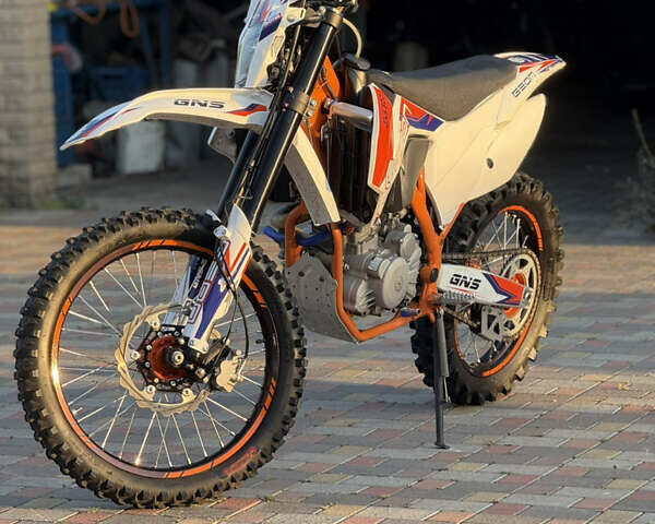 Геон Dakar GNS 300, объемом двигателя 0.3 л и пробегом 1 тыс. км за 2350 $, фото 2 на Automoto.ua