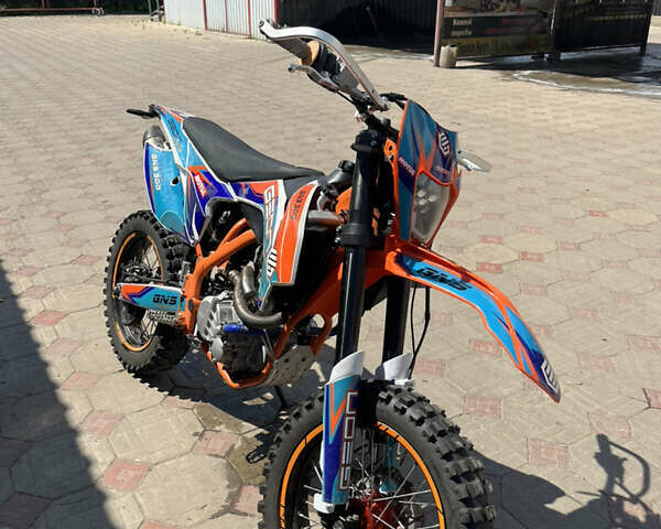 Геон Dakar GNS 300, объемом двигателя 0 л и пробегом 6 тыс. км за 2050 $, фото 14 на Automoto.ua