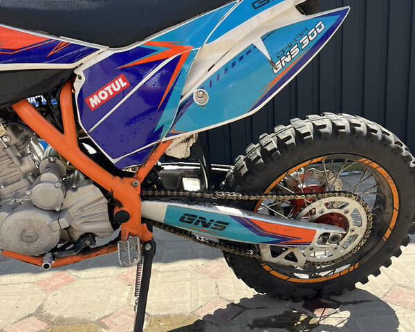 Геон Dakar GNS 300, объемом двигателя 0 л и пробегом 6 тыс. км за 2050 $, фото 12 на Automoto.ua