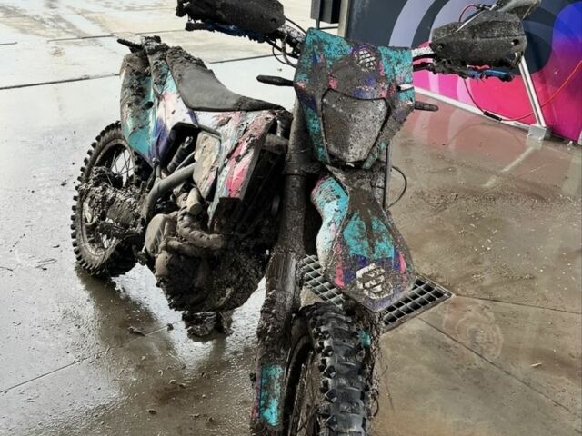 Геон Dakar GNS 300, об'ємом двигуна 0.3 л та пробігом 0 тис. км за 2000 $, фото 2 на Automoto.ua