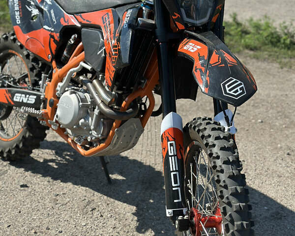 Черный Геон Dakar GNS 300R, объемом двигателя 0.32 л и пробегом 800 тыс. км за 2850 $, фото 2 на Automoto.ua