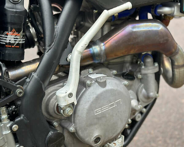 Черный Геон Dakar GNS 300R, объемом двигателя 0.3 л и пробегом 2 тыс. км за 2800 $, фото 4 на Automoto.ua