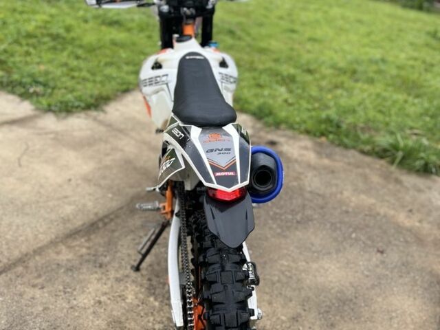Геон Інша, об'ємом двигуна 0 л та пробігом 0 тис. км за 2350 $, фото 1 на Automoto.ua