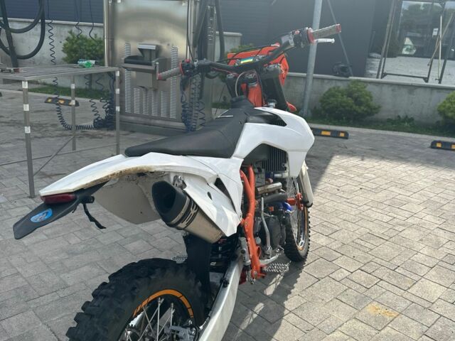 Геон Інша, об'ємом двигуна 0 л та пробігом 0 тис. км за 2300 $, фото 4 на Automoto.ua