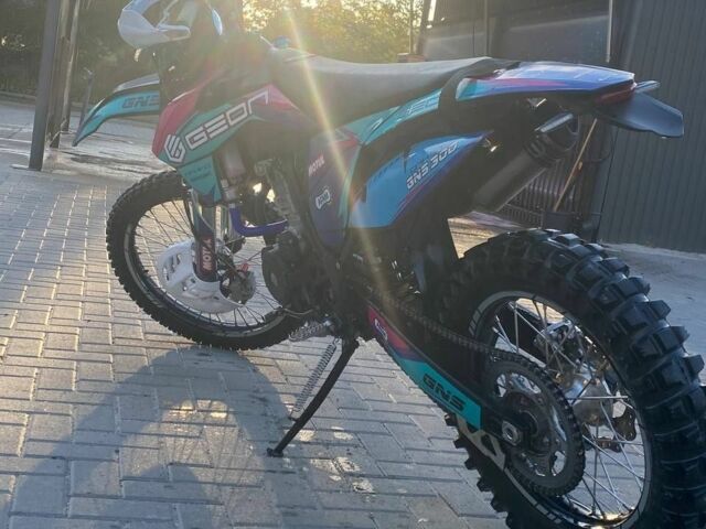 Геон Інша, об'ємом двигуна 0.28 л та пробігом 0 тис. км за 2500 $, фото 1 на Automoto.ua