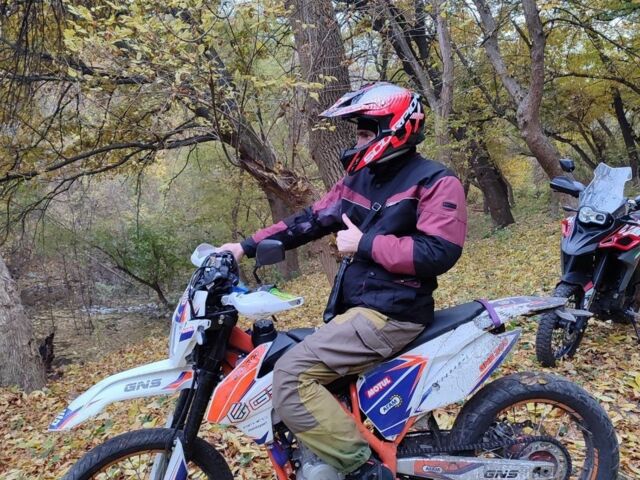 Геон Другая, объемом двигателя 0.3 л и пробегом 0 тыс. км за 2000 $, фото 2 на Automoto.ua