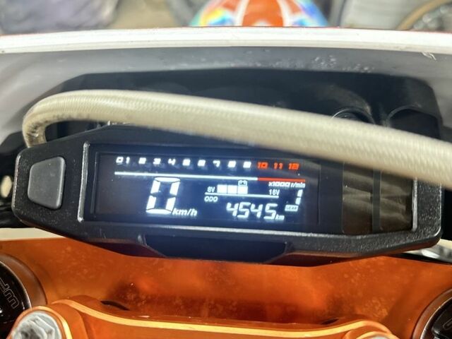 Геон Інша, об'ємом двигуна 0.3 л та пробігом 0 тис. км за 2450 $, фото 3 на Automoto.ua