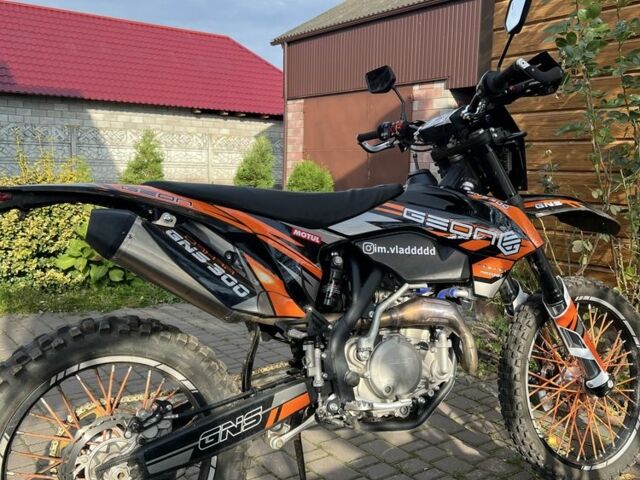 Геон Другая, объемом двигателя 0.3 л и пробегом 0 тыс. км за 2600 $, фото 4 на Automoto.ua