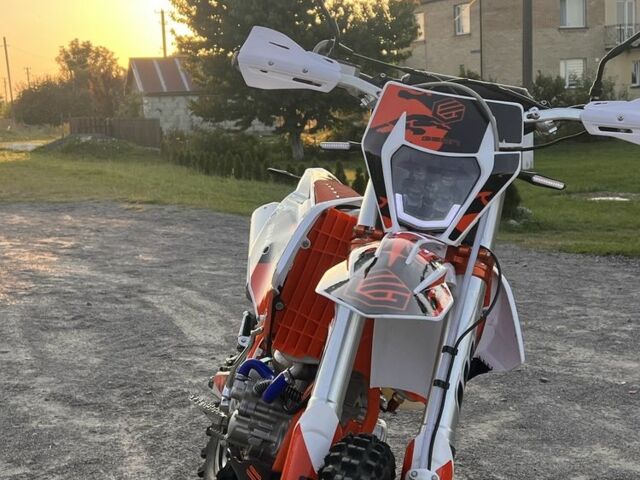 Геон Інша, об'ємом двигуна 0.3 л та пробігом 0 тис. км за 2500 $, фото 1 на Automoto.ua