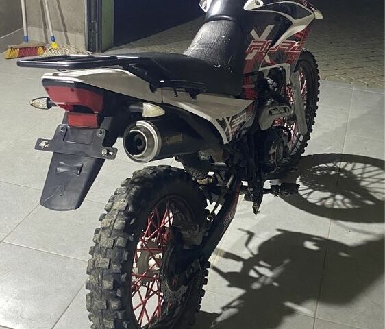 Геон Другая, объемом двигателя 0.2 л и пробегом 0 тыс. км за 850 $, фото 2 на Automoto.ua