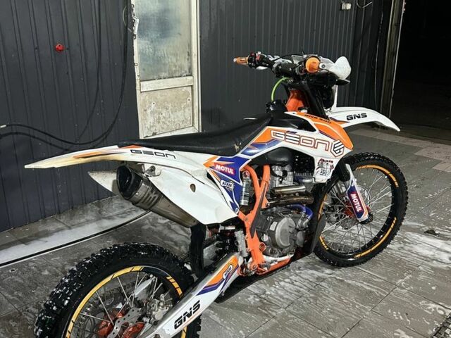 Геон Інша, об'ємом двигуна 0.3 л та пробігом 0 тис. км за 1999 $, фото 3 на Automoto.ua