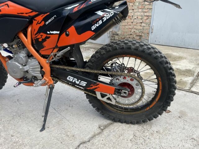 Геон Інша, об'ємом двигуна 0.3 л та пробігом 0 тис. км за 2000 $, фото 4 на Automoto.ua