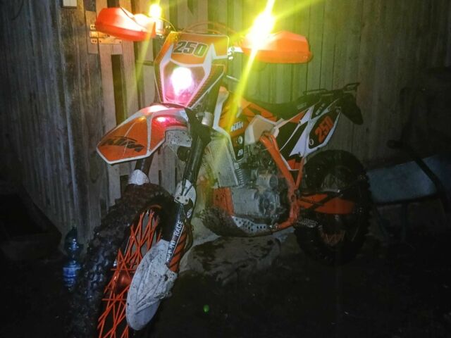 Геон Другая, объемом двигателя 0 л и пробегом 0 тыс. км за 1500 $, фото 3 на Automoto.ua