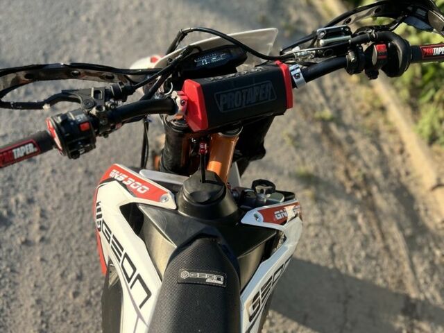 Геон Другая, объемом двигателя 0.3 л и пробегом 0 тыс. км за 1990 $, фото 8 на Automoto.ua