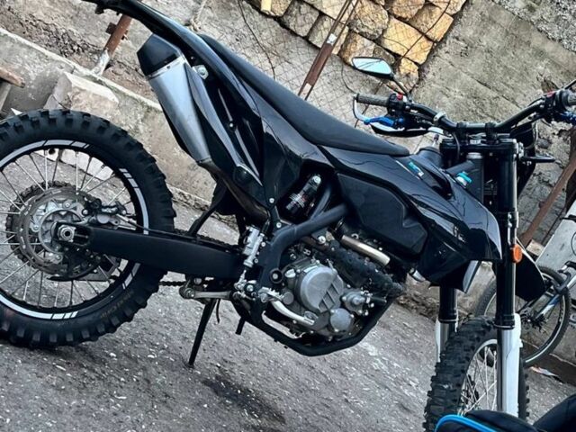 Геон Інша, об'ємом двигуна 0.3 л та пробігом 0 тис. км за 2400 $, фото 1 на Automoto.ua