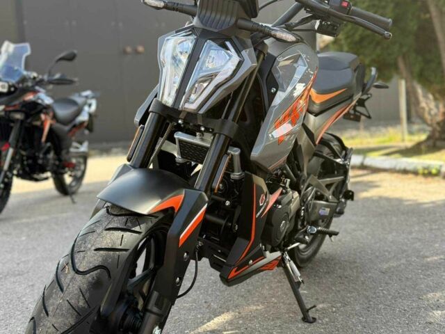 Геон Інша, об'ємом двигуна 0.3 л та пробігом 0 тис. км за 1990 $, фото 3 на Automoto.ua