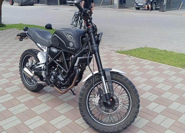 Геон Інша, об'ємом двигуна 0.25 л та пробігом 0 тис. км за 60000 $, фото 8 на Automoto.ua