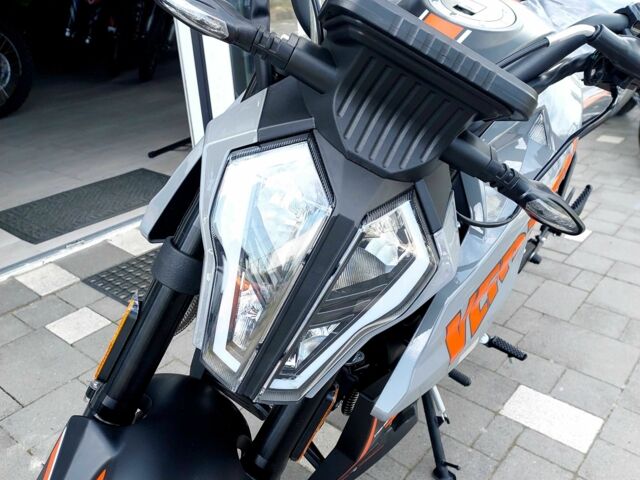 Геон Інша, об'ємом двигуна 0.3 л та пробігом 0 тис. км за 1989 $, фото 2 на Automoto.ua