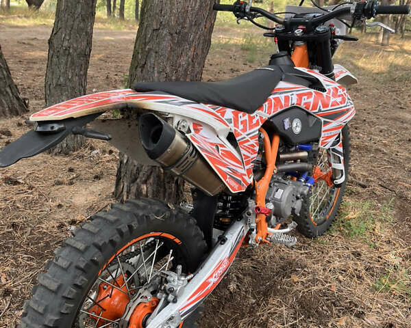 Оранжевый Геон GNS 300 NB Enduro, объемом двигателя 0.3 л и пробегом 4 тыс. км за 2000 $, фото 2 на Automoto.ua