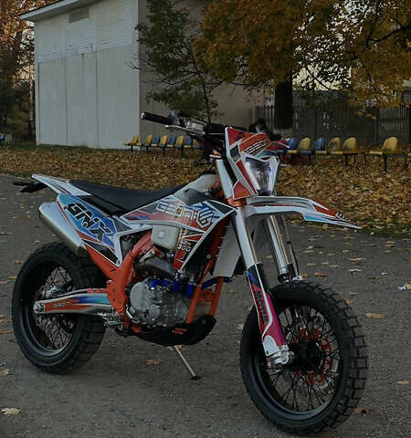 Белый Геон GNX 300 NB Motard, объемом двигателя 0.28 л и пробегом 3 тыс. км за 2850 $, фото 5 на Automoto.ua