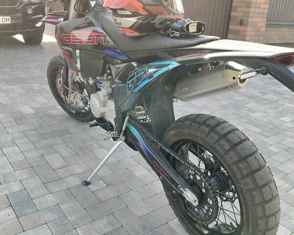 Геон GNX 300 NB Motard, объемом двигателя 0.3 л и пробегом 1 тыс. км за 3200 $, фото 4 на Automoto.ua