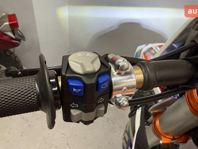 купить новое авто Геон GNX 300 NB Motard 2025 года от официального дилера Сергей Геон фото