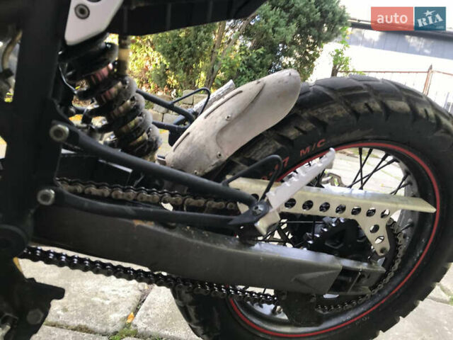 Геон Scrambler 250 2019 в Львове на Automoto.ua Серый Геон Scrambler 250, объемом двигателя 0.25 л и пробегом 7 тыс. км за 1200 $, фото 9 на Automoto.ua