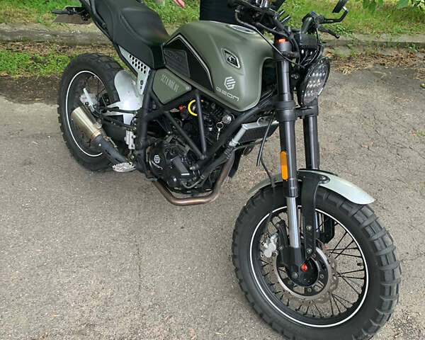 Геон Scrambler 250 2023 в Петропавлівська Борщагівка на Automoto.ua Зеленый Геон Scrambler 250, объемом двигателя 0.25 л и пробегом 10 тыс. км за 1500 $, фото 1 на Automoto.ua