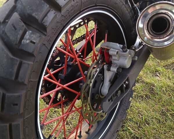 Чорний Геон Scrambler 300, об'ємом двигуна 0.3 л та пробігом 10 тис. км за 2050 $, фото 7 на Automoto.ua