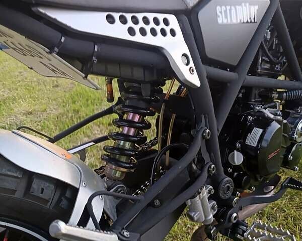 Чорний Геон Scrambler 300, об'ємом двигуна 0.3 л та пробігом 10 тис. км за 2050 $, фото 2 на Automoto.ua