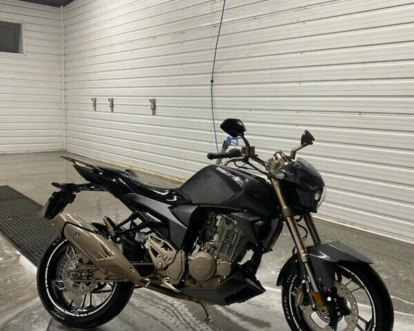 Геон Stinger, объемом двигателя 0 л и пробегом 8 тыс. км за 2000 $, фото 1 на Automoto.ua