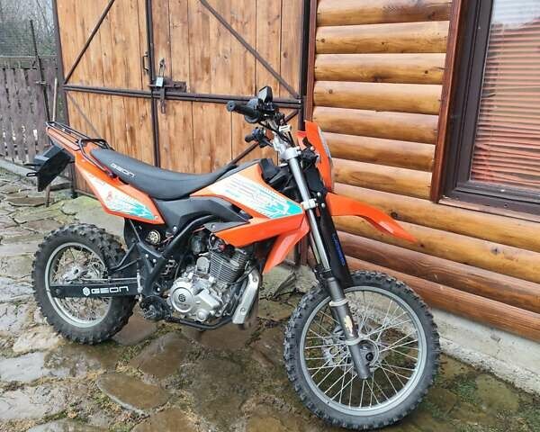 Оранжевый Геон Terra-X 250 Road, объемом двигателя 0.23 л и пробегом 7 тыс. км за 1250 $, фото 4 на Automoto.ua