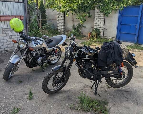 Черный Геон Unit S200, объемом двигателя 0.2 л и пробегом 9 тыс. км за 850 $, фото 8 на Automoto.ua