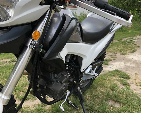 Черный Геон X-Road 202, объемом двигателя 0.2 л и пробегом 7 тыс. км за 1200 $, фото 5 на Automoto.ua