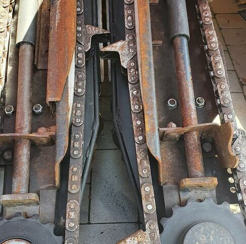 Красный Герингоф Другая, объемом двигателя 0 л и пробегом 0 тыс. км за 22107 $, фото 5 на Automoto.ua