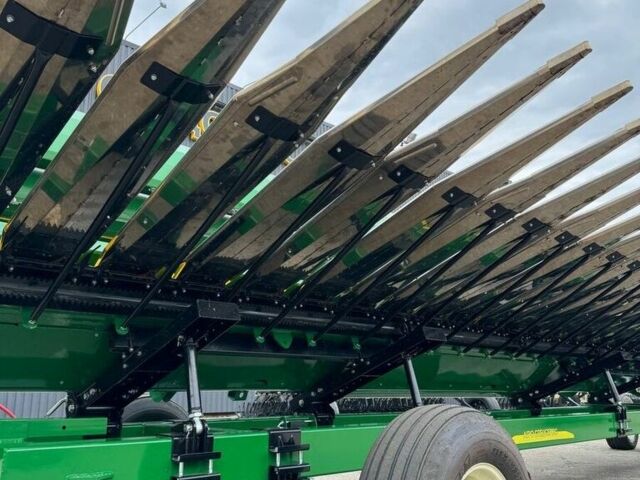 Зелений Герінгоф Другая, об'ємом двигуна 6 л та пробігом 0 тис. км за 27337 $, фото 45 на Automoto.ua